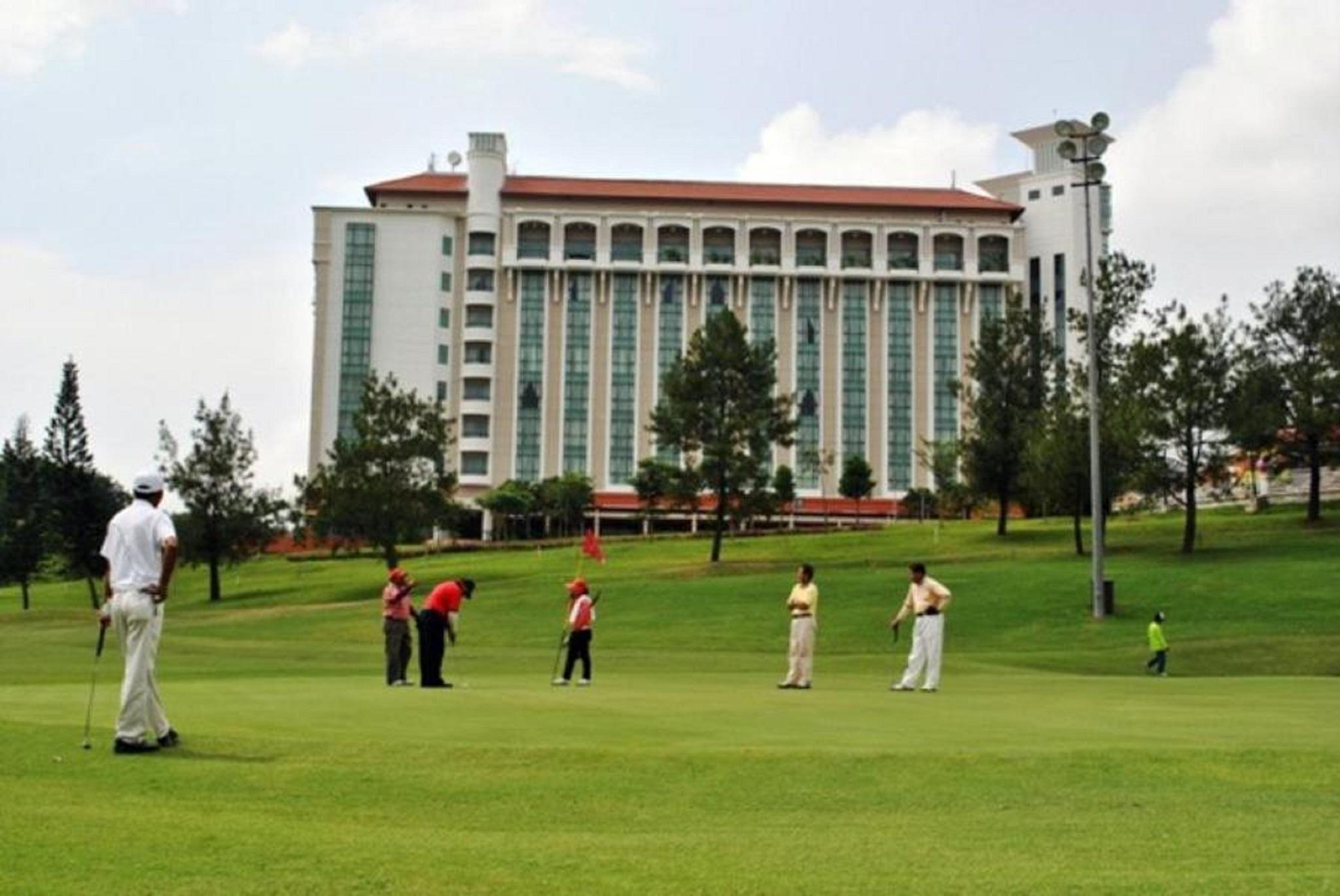 Nilai Springs Resort Hotel Exteriér fotografie