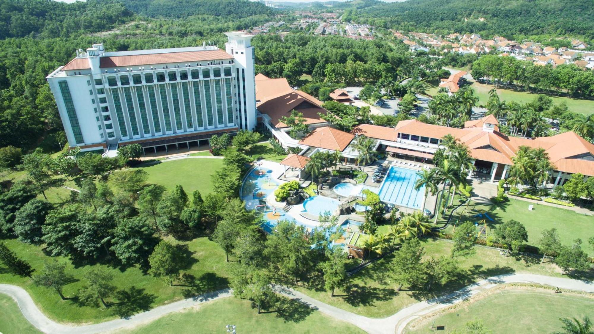 Nilai Springs Resort Hotel Exteriér fotografie