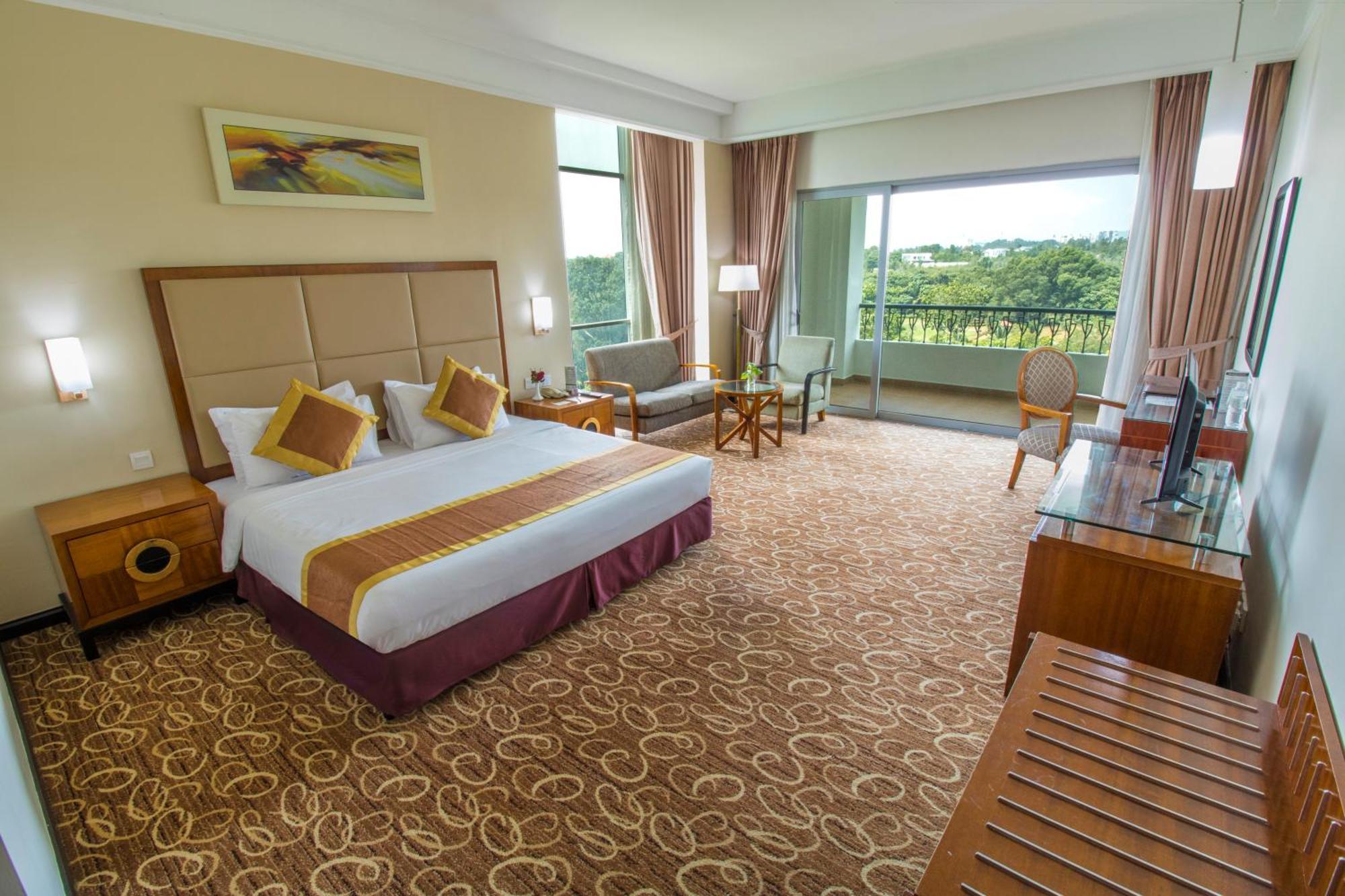 Nilai Springs Resort Hotel Exteriér fotografie